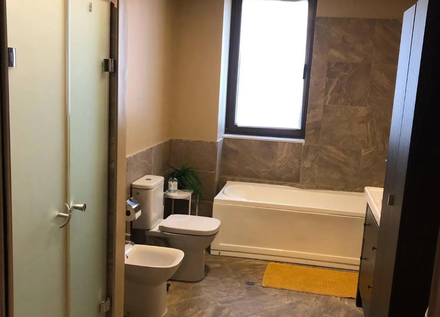 Tenerra Lux Apartment Varna